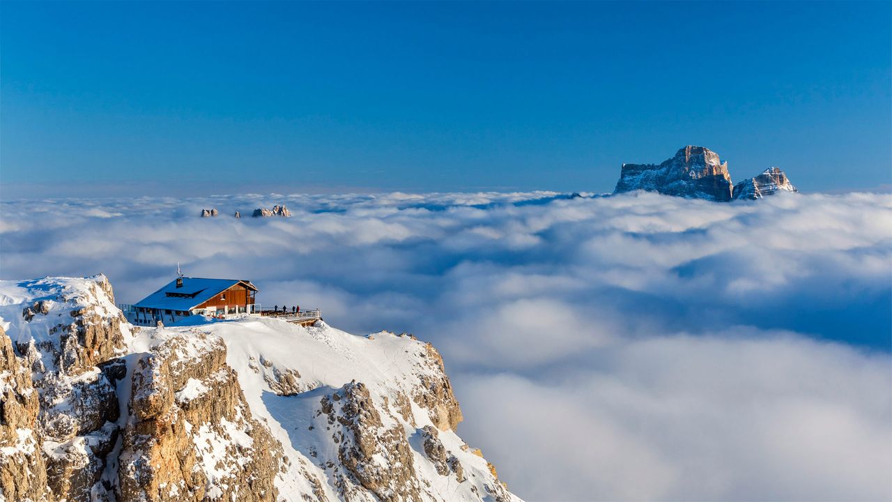 ｢ラガツォイ小屋とペルモ山｣イタリア, ドロミーティ