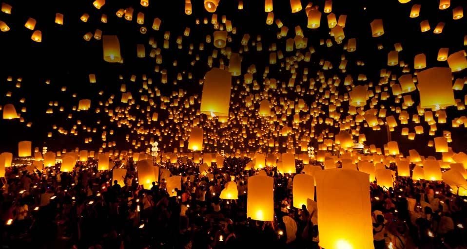 ｢イーペン祭り｣タイ, チェンマイ
