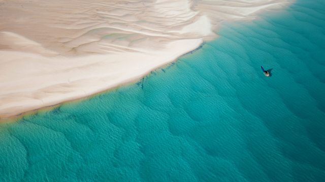 「バザルート諸島」モザンビーク