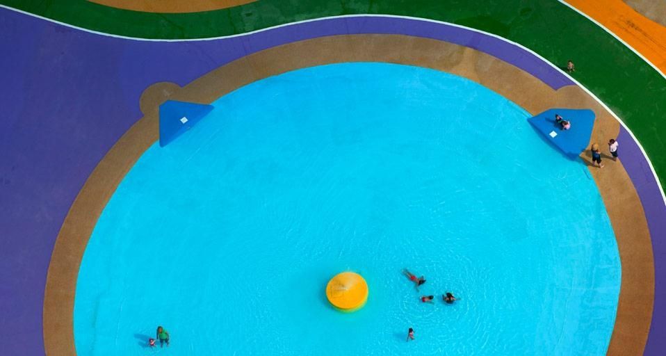 ｢子供プール｣イギリス, ワトフォード