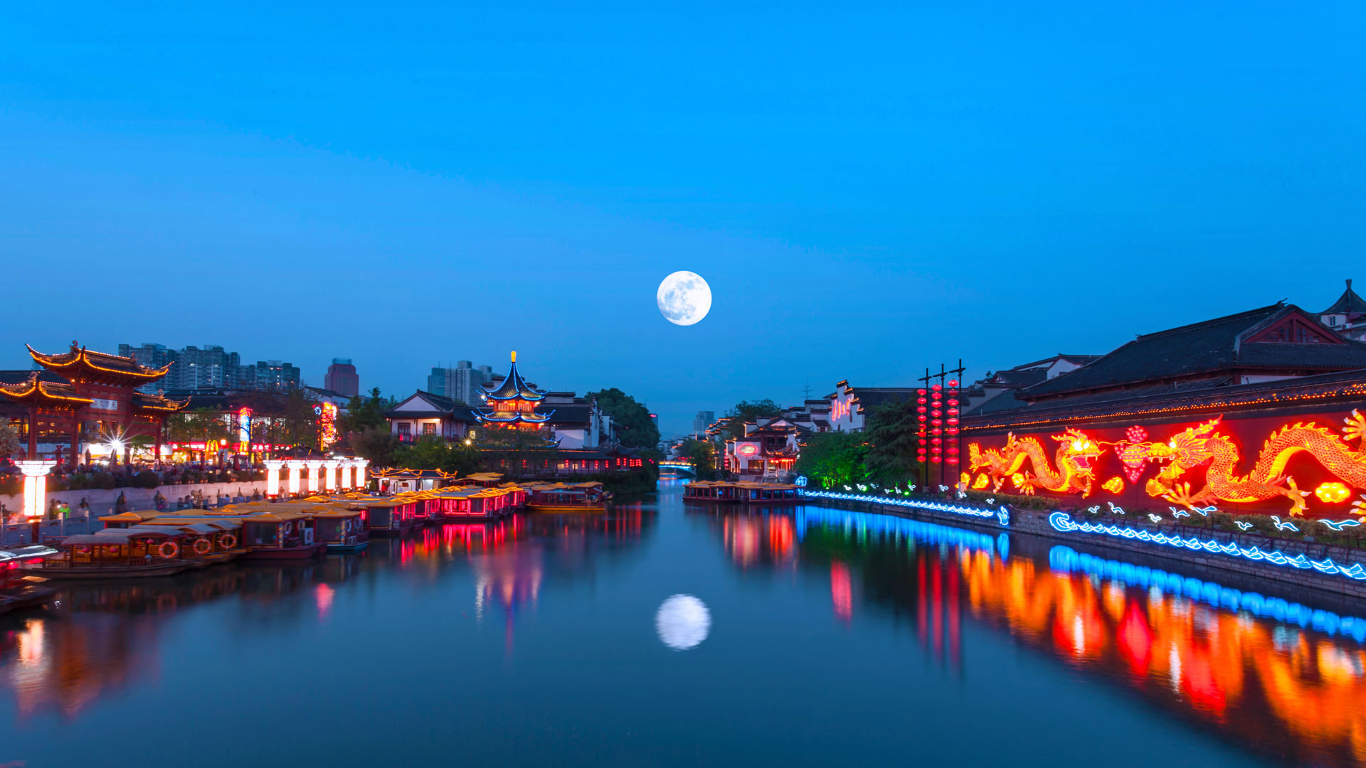 秦淮河の満月 中国 南京 Bingの画像