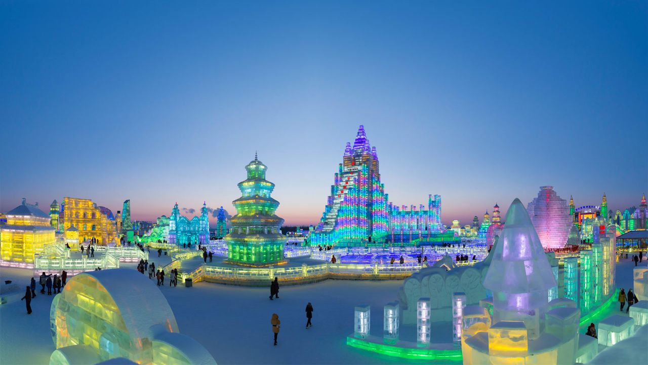 ｢ハルビン氷雪祭り｣中国, 黒竜江省