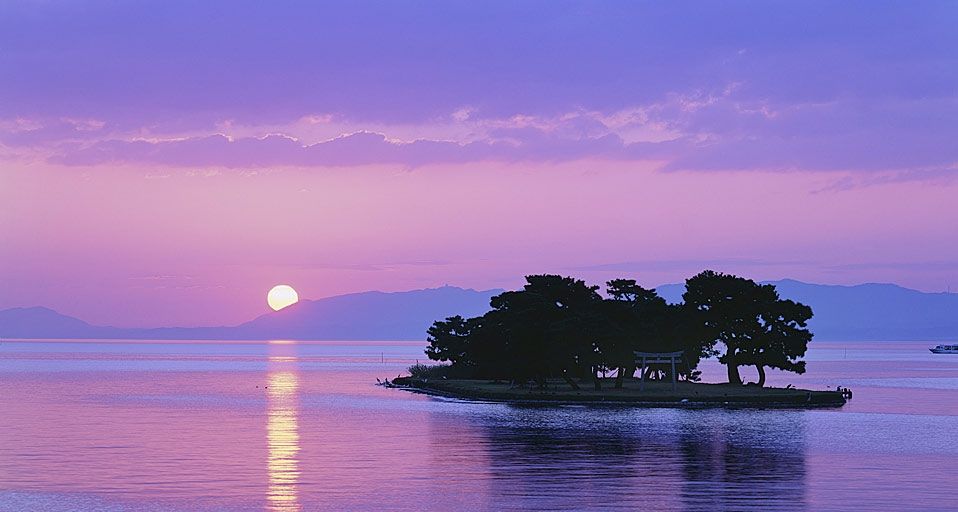 宍道湖の夕暮れ｣島根, 松江市 ・ Bing日替わり壁紙 ・ 無料