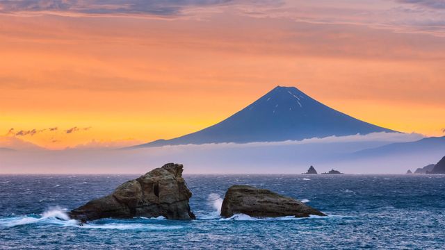 「海と富士山・嵐の後の風景」静岡県, 松崎町