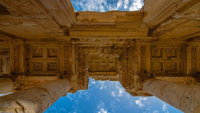 ｢ケルスス図書館｣トルコ, エフェソス 