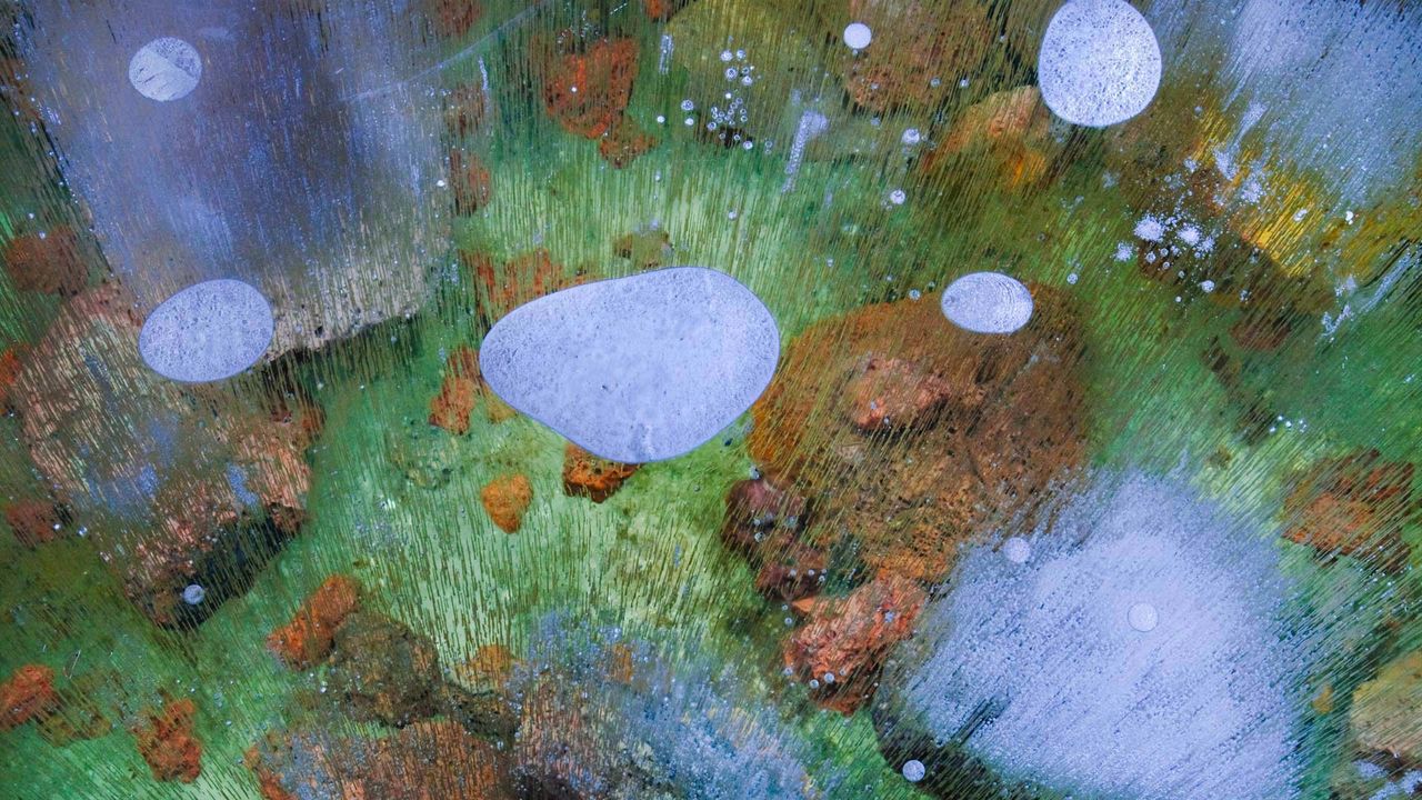 ｢溶岩洞の氷床｣米国, カリフォルニア州 