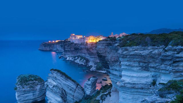 ｢ボニファシオの夜景｣フランス, コルシカ島 