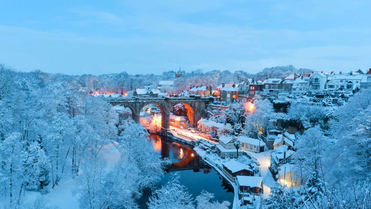 ｢雪のナレスボロ｣イギリス, ノース・ヨークシャー