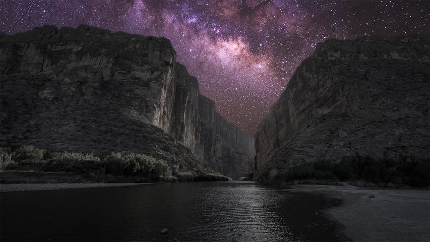 ｢サンタ・エレナ渓谷と銀河｣米国テキサス州, ビッグ・ベンド国立公園