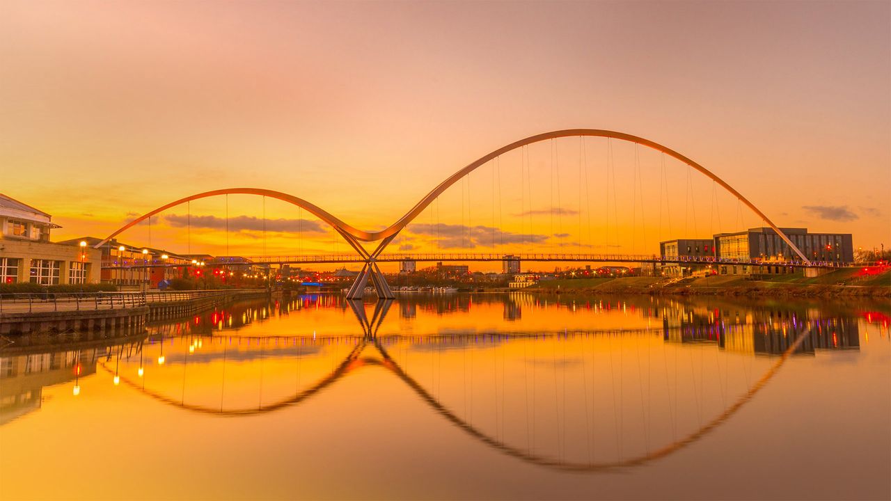 ｢インフィニティー橋｣イギリス, ストックトン＝オン＝ティーズ