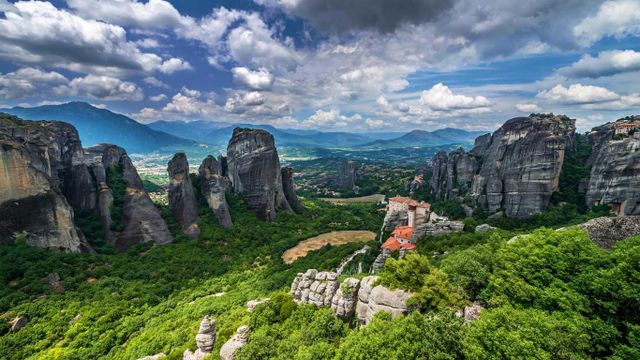 「ルサヌ修道院」ギリシャ, メテオラ
