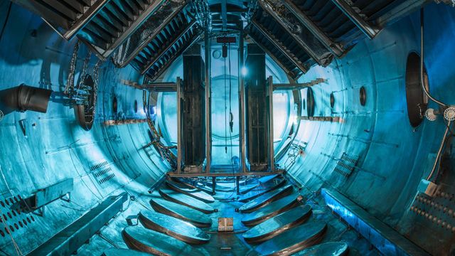 「グレン研究センターの真空実験室」アメリカ, オハイオ州