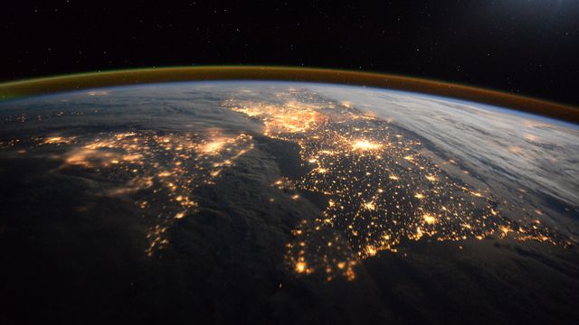 国際宇宙ステーションから見た地球