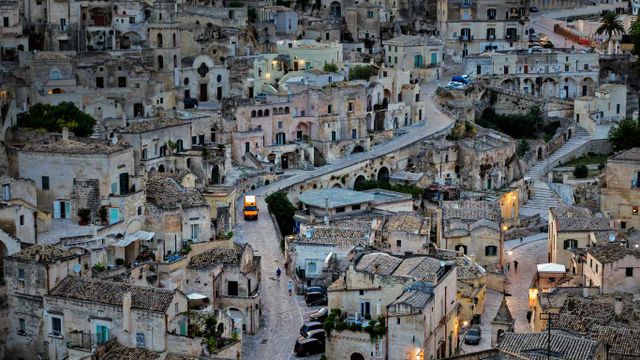 「マテーラの洞窟住居」イタリア, バジリカータ州