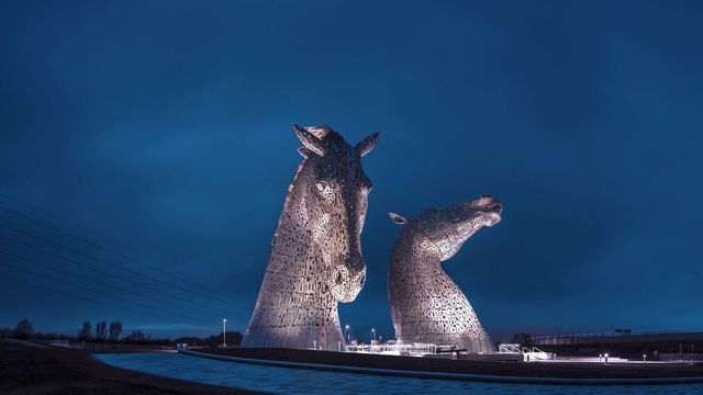 ｢ザ・ケルピー&ザ・ヘリックス｣イギリス, スコットランド, フォルカーク 