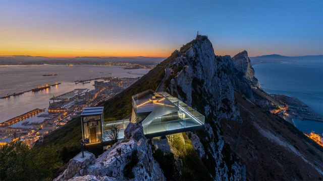 「ジブラルタルの岩の空中回廊」イギリス領, イベリア半島