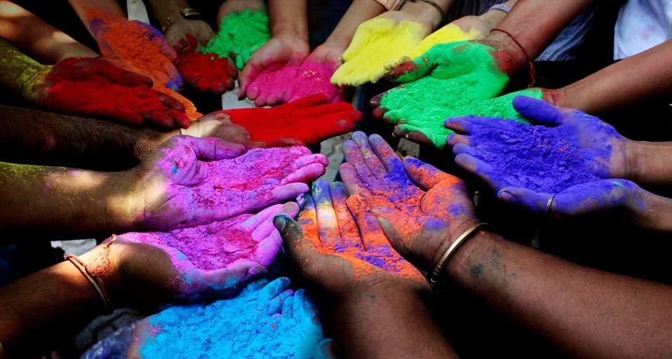 ｢ホーリー祭の顔料｣インド, アフマダーバード