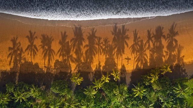 「マデウィ・ビーチ」インドネシア, バリ島