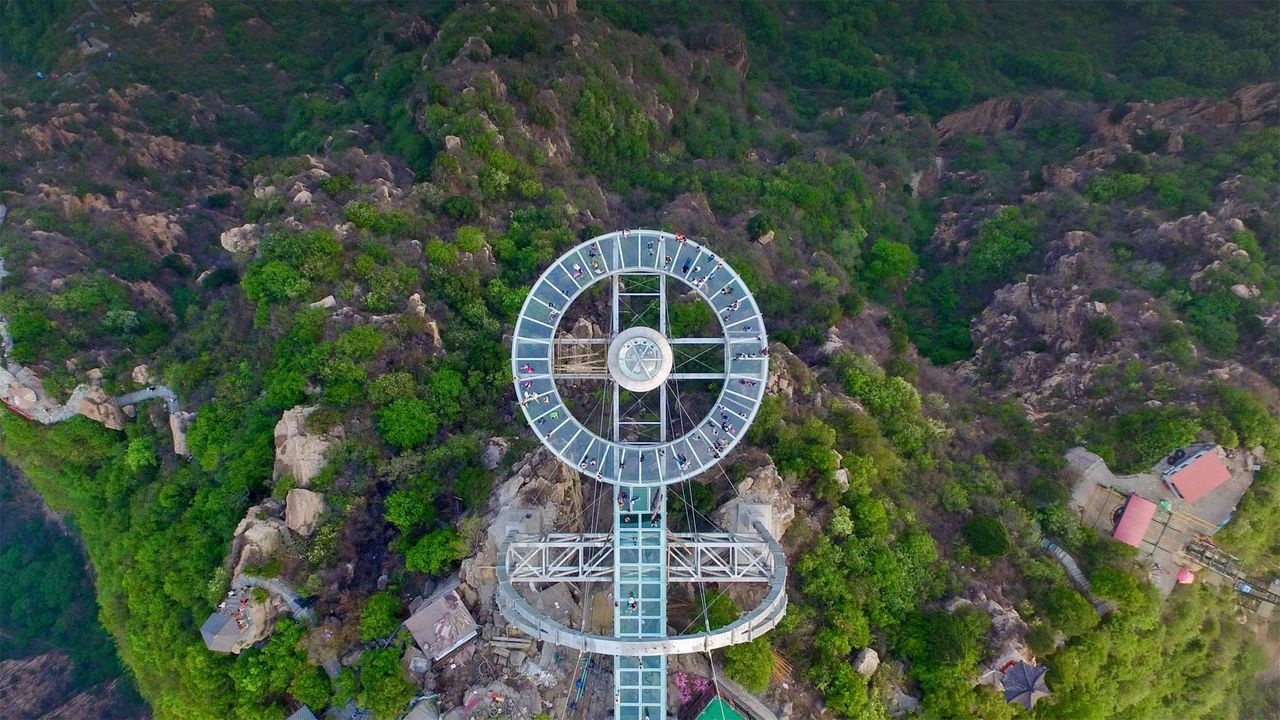 ｢石林峡のガラスの展望台｣中国, 北京, 平谷区