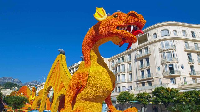 「マントンのレモン祭り」フランス, マントン