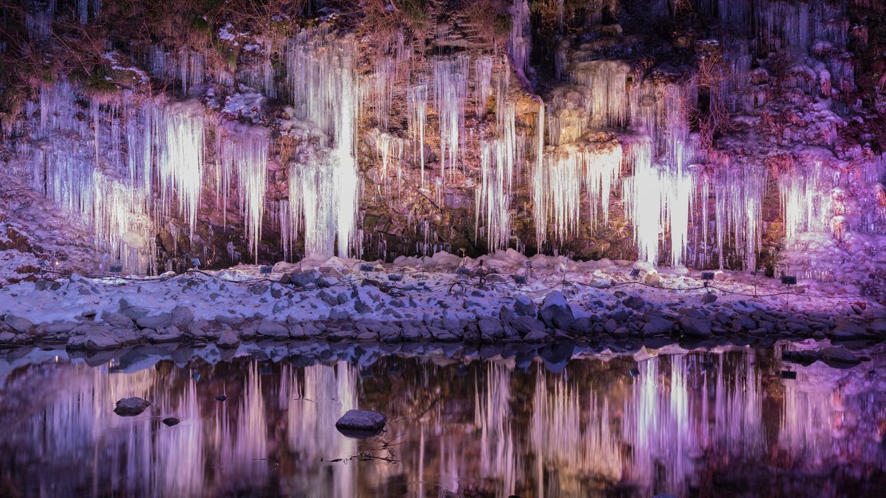 三十槌の氷柱, 埼玉県 秩父市