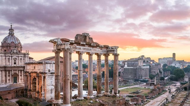 「サトゥルヌス神殿」イタリア, ローマ