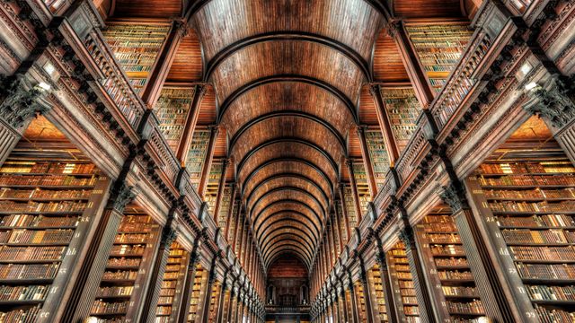トリニティ・カレッジ図書館, アイルランド