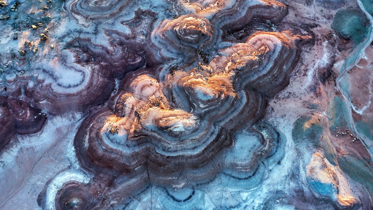火星のような縞模様地層, アメリカ ユタ州 ベントナイトヒルズ