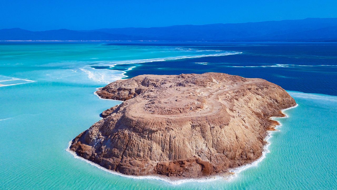 地球上で最も低い湖の島, ジブチ